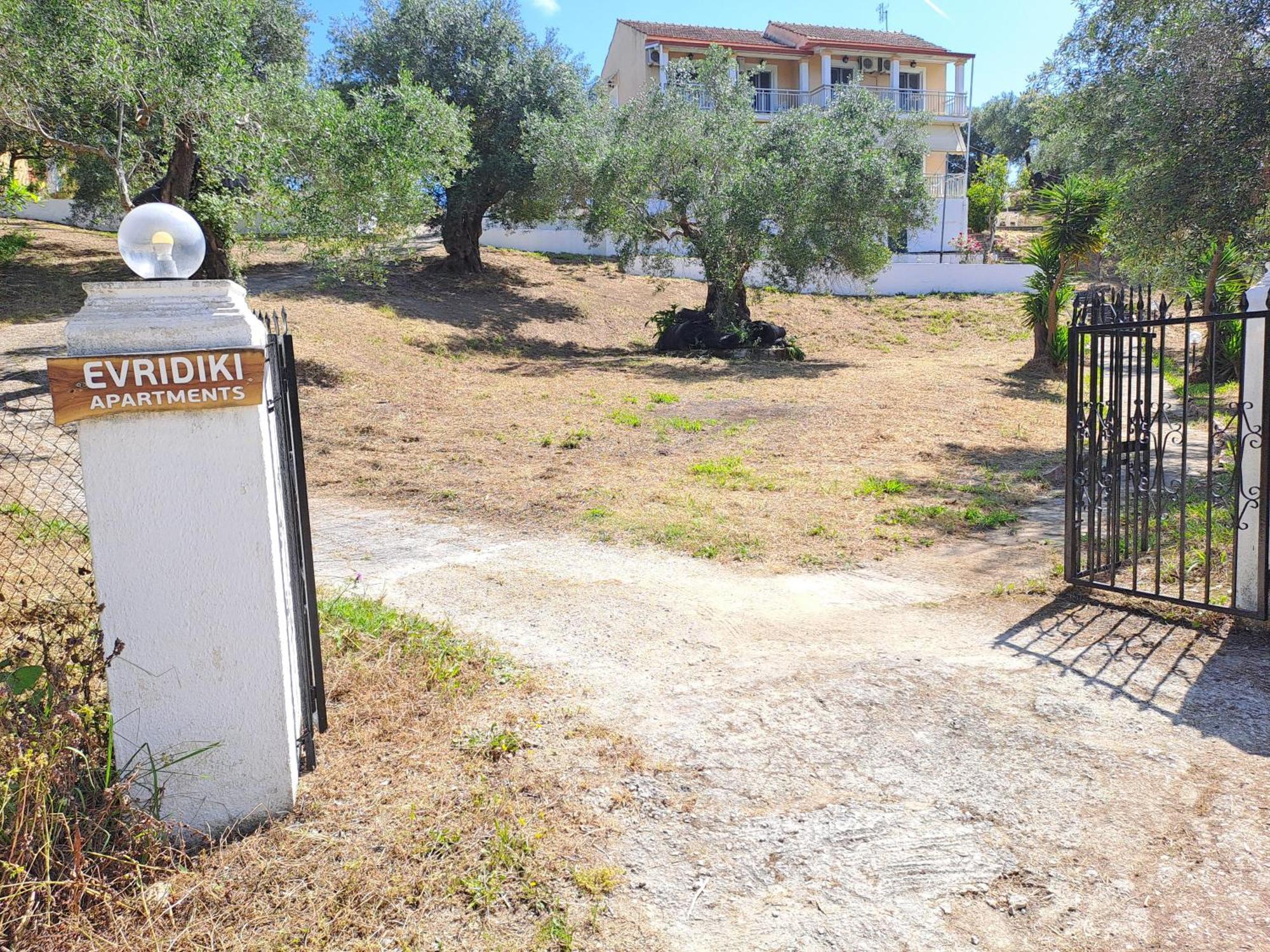 Evridiki Apartments Mesongí المظهر الخارجي الصورة