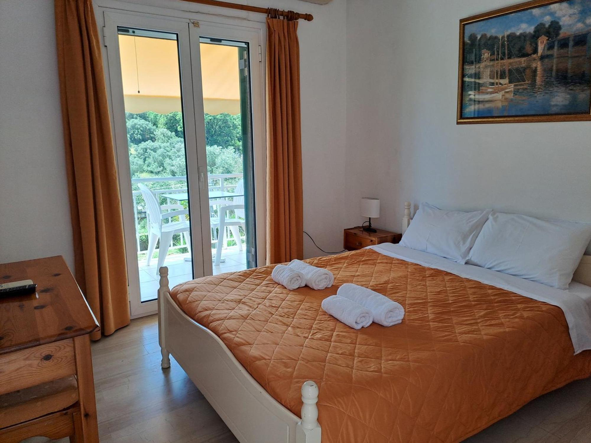 Evridiki Apartments Mesongí المظهر الخارجي الصورة